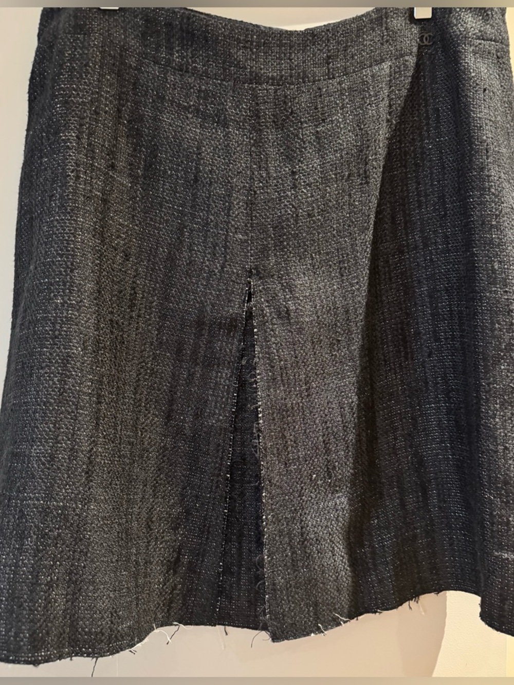 Chanel BlackTweed A-Line Skirt with Front Slit Size Fr46 US 12